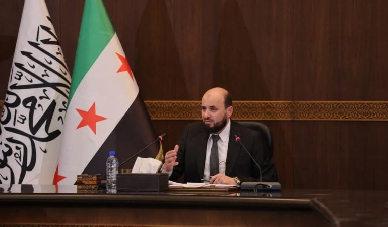 اجتماع وزراء الثورة في حكومة الإنقاذ السورية برئاسة المهندس محمد البشير مع حكومة النظام المخلوع لتحد