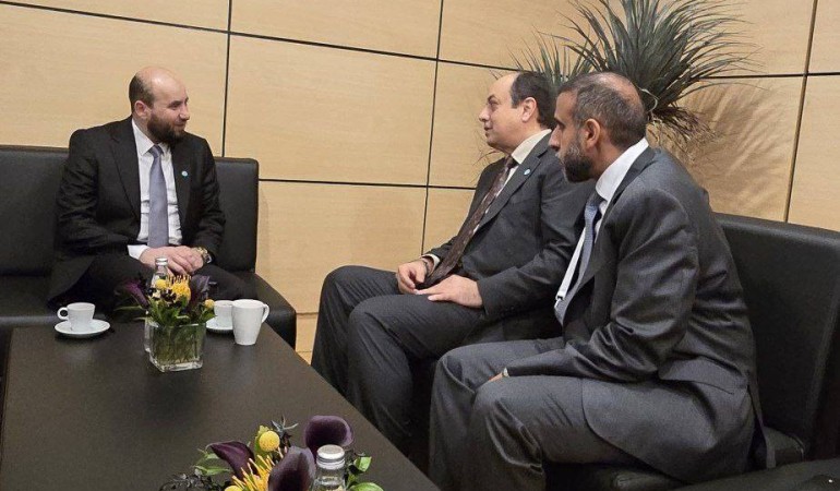 وزير الطاقة يلتقي نائب رئيس مجلس الوزراء القطري