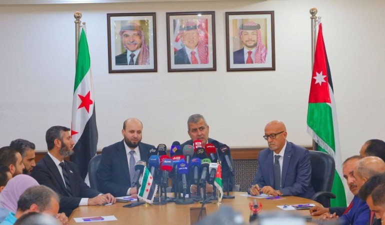 مؤتمر صحفي حول تعزيز التعاون الثنائي في مجالي الطاقة والمياه بين سوريا والأردن
