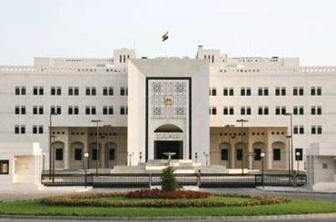 مديرية الإعلام في مجلس الوزراء تؤكد عدم وجود أي صفحة على مواقع التواصل الاجتماعي للدكتور الجلالي