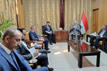 بحث سبل تعزيز التعاون المشترك بين وزارة الكهرباء واللجنة الدولية للصليب الأحمر