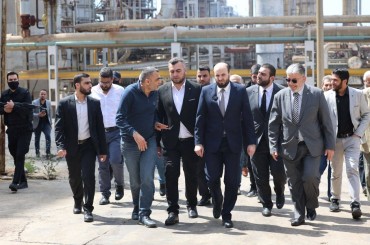 بالصور.. جولة وزير الطاقة المهندس 