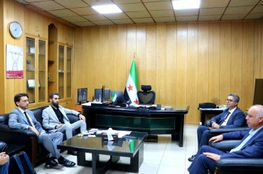 إعادة تأهيل محطات التوليد والتحويل في لقاء لمدير مؤسسة النقل والتوزيع مع شركة تركية