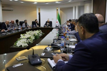 الوزير البشير يلتقي وفداً استثمارياً من قطر