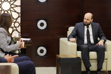 ممثلو شركة 